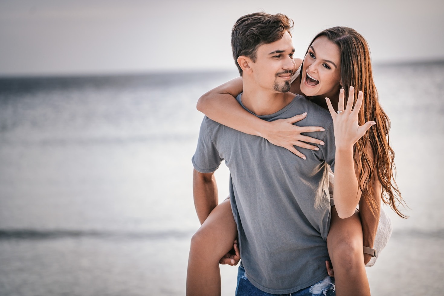 Navigating Online Dating for Newcomers